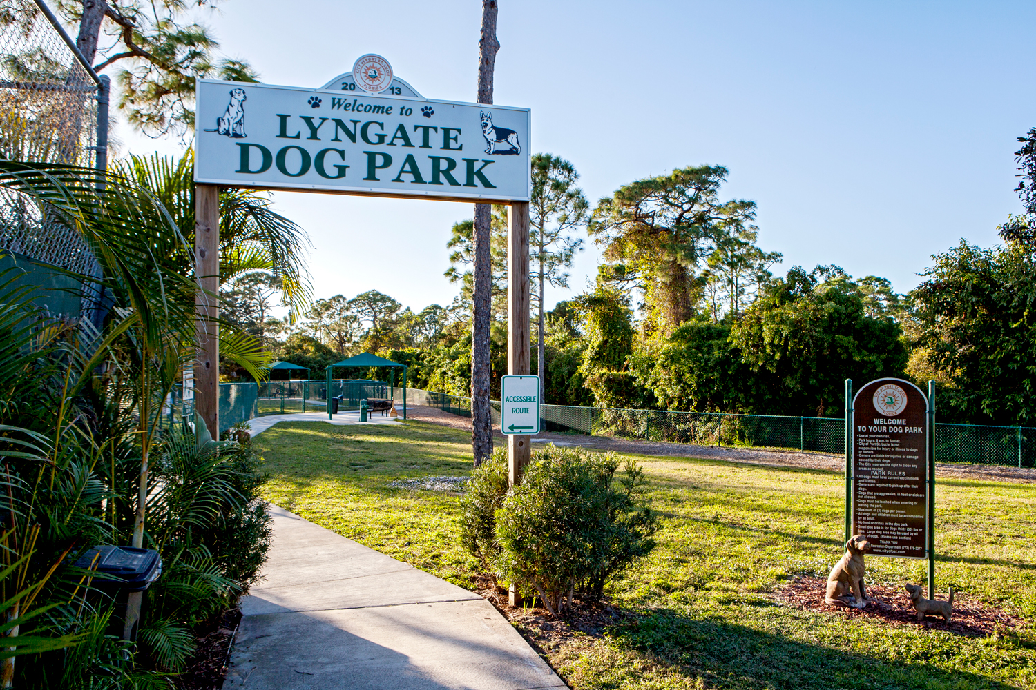 Pet-Friendly Attractions, Beaches & Restaurants in St. Lucie